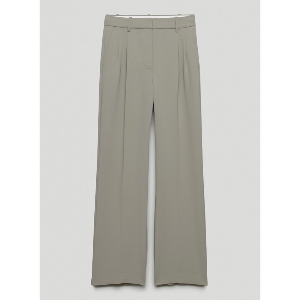 Aritzia Wilfred Effortless Pant in Basalt Grey